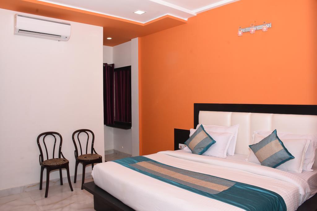 Aaradhya Residency Hotel Agra  Eksteriør billede