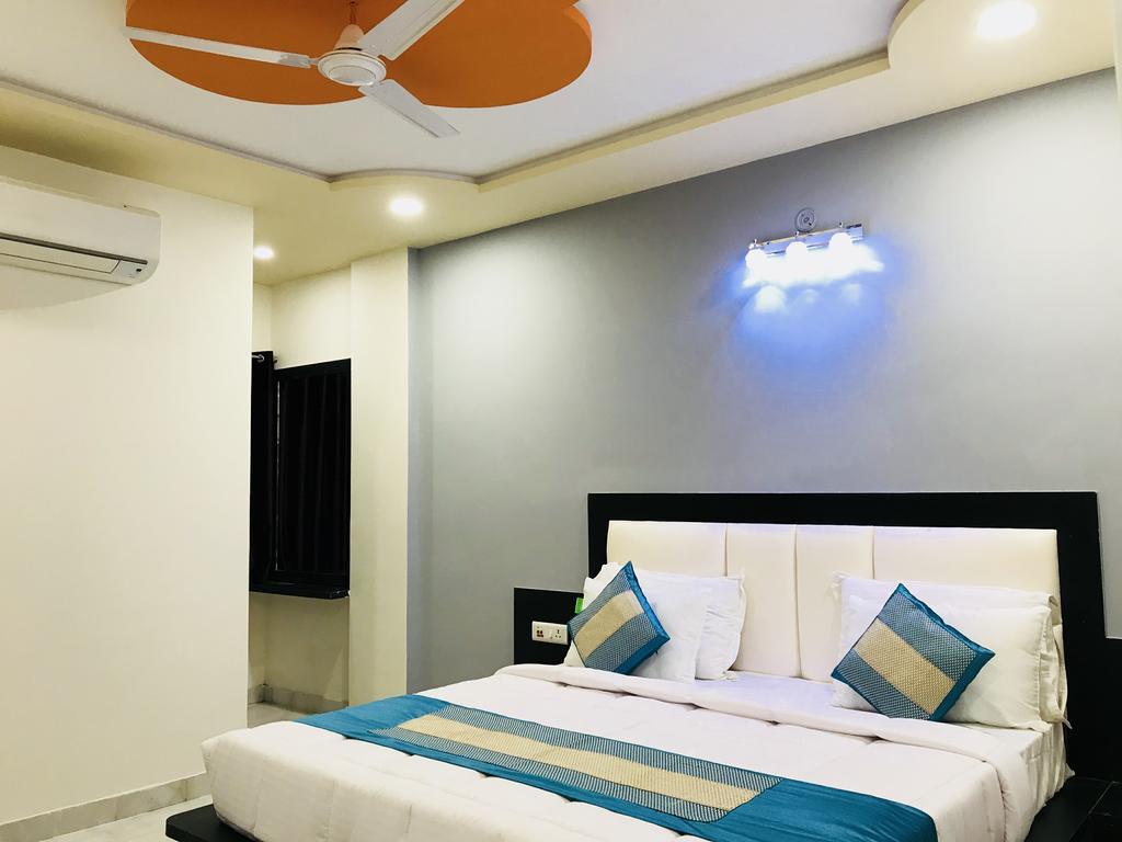Aaradhya Residency Hotel Agra  Eksteriør billede