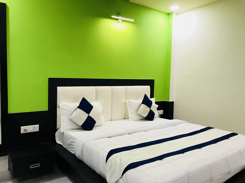 Aaradhya Residency Hotel Agra  Eksteriør billede