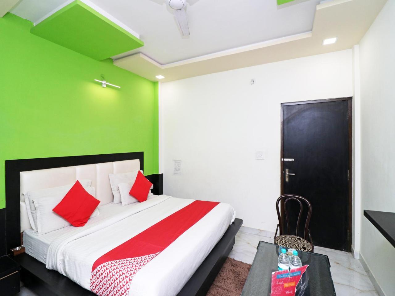 Aaradhya Residency Hotel Agra  Eksteriør billede