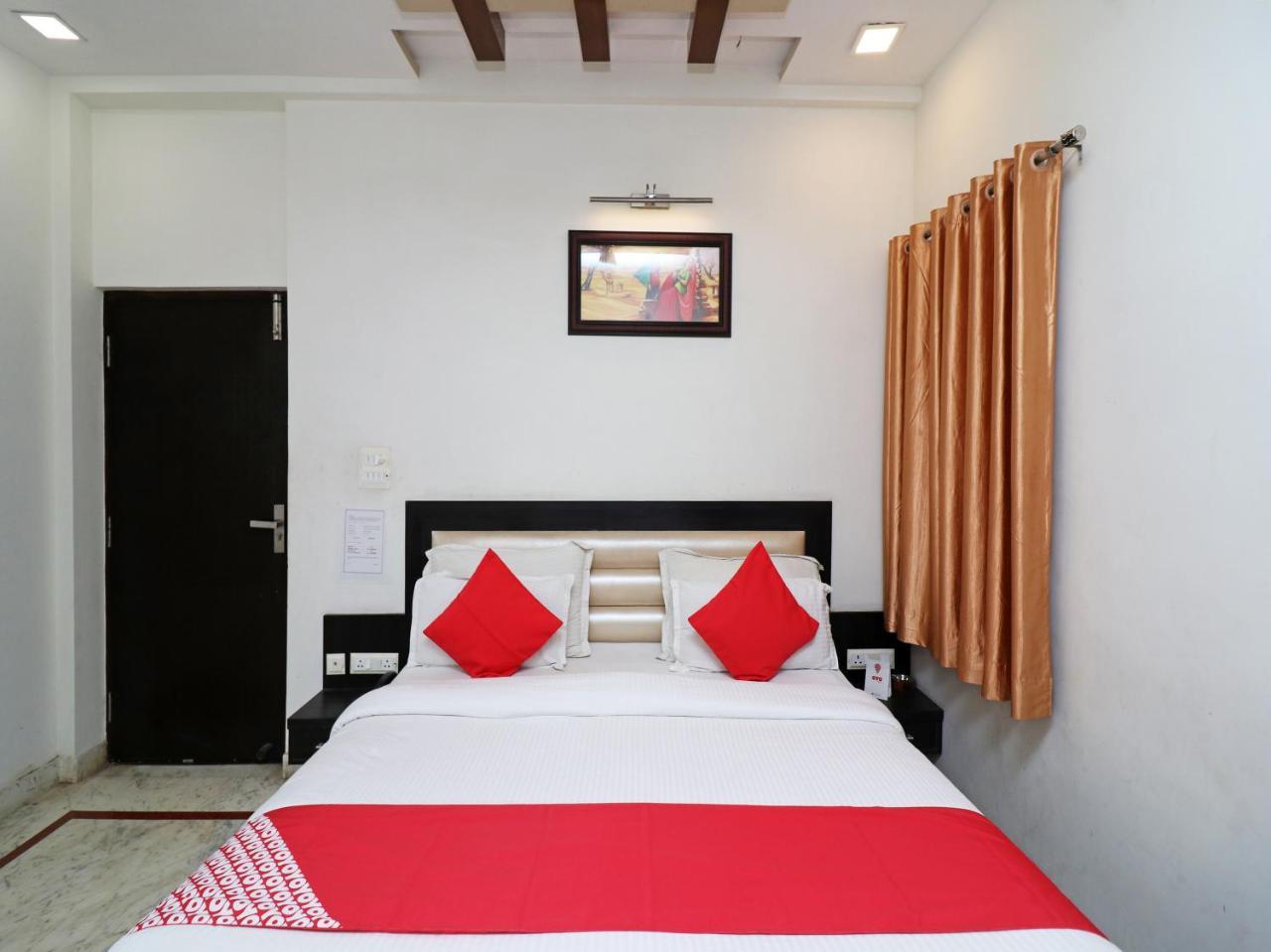 Aaradhya Residency Hotel Agra  Eksteriør billede