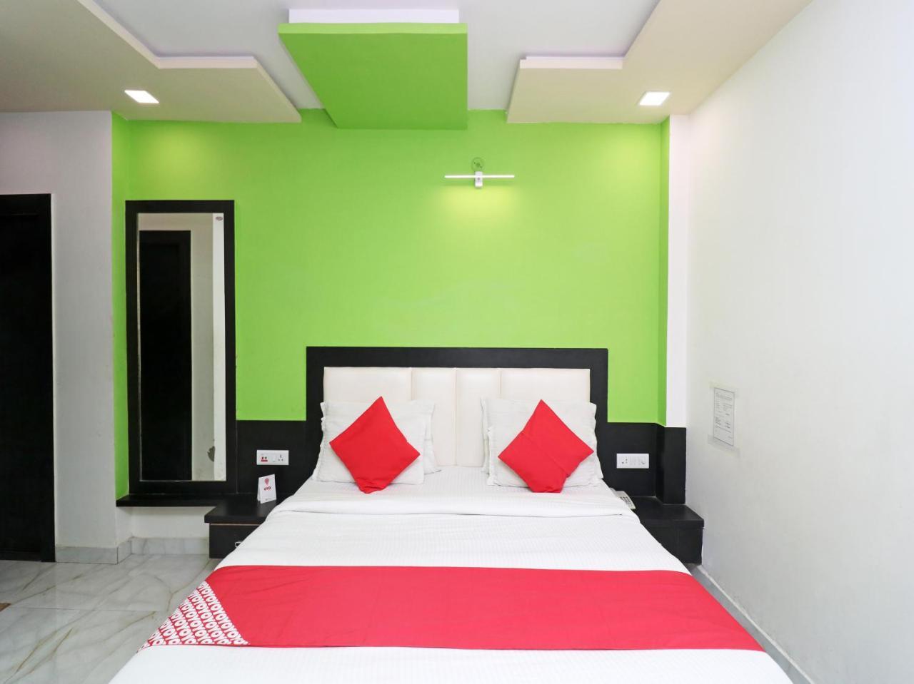 Aaradhya Residency Hotel Agra  Eksteriør billede