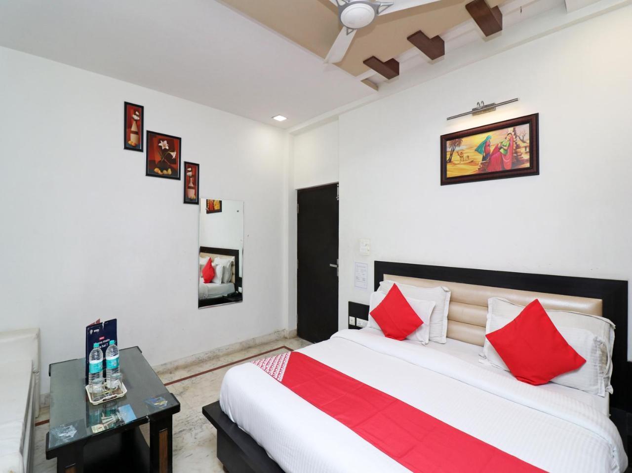 Aaradhya Residency Hotel Agra  Eksteriør billede