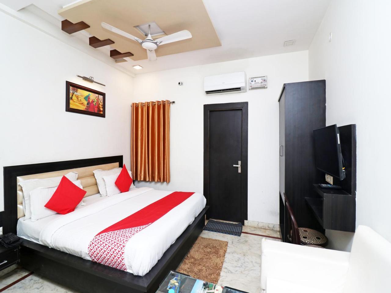 Aaradhya Residency Hotel Agra  Eksteriør billede
