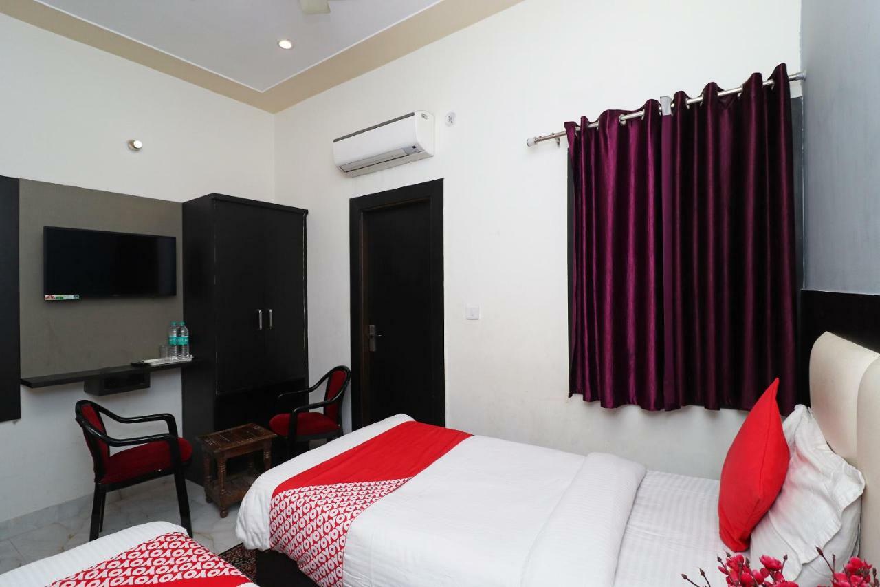 Aaradhya Residency Hotel Agra  Eksteriør billede